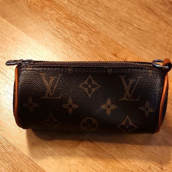 Authentic Louis Vuitton Black and Brown Monogram Pouch - Picture 1 of 5